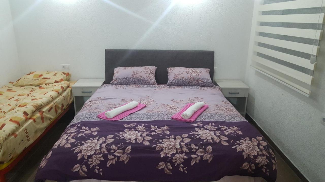 Apartments F Подгориця Екстер'єр фото