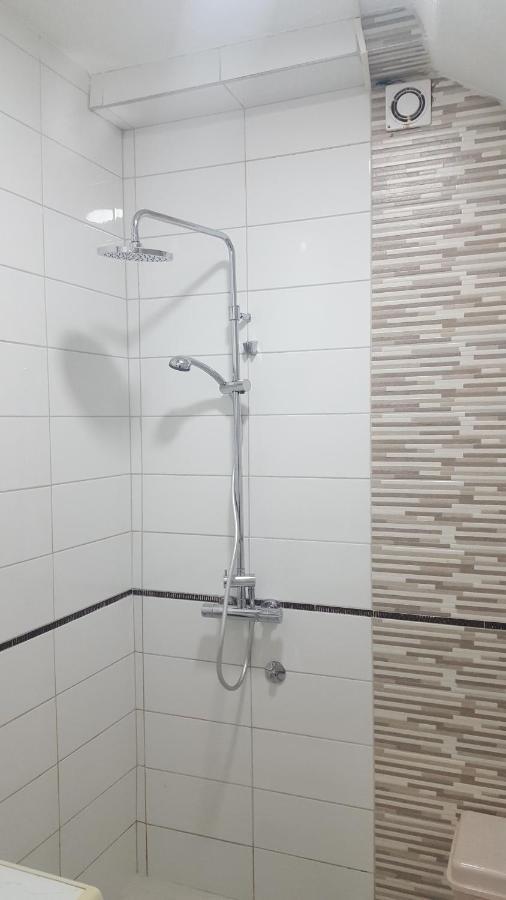 Apartments F Подгориця Екстер'єр фото
