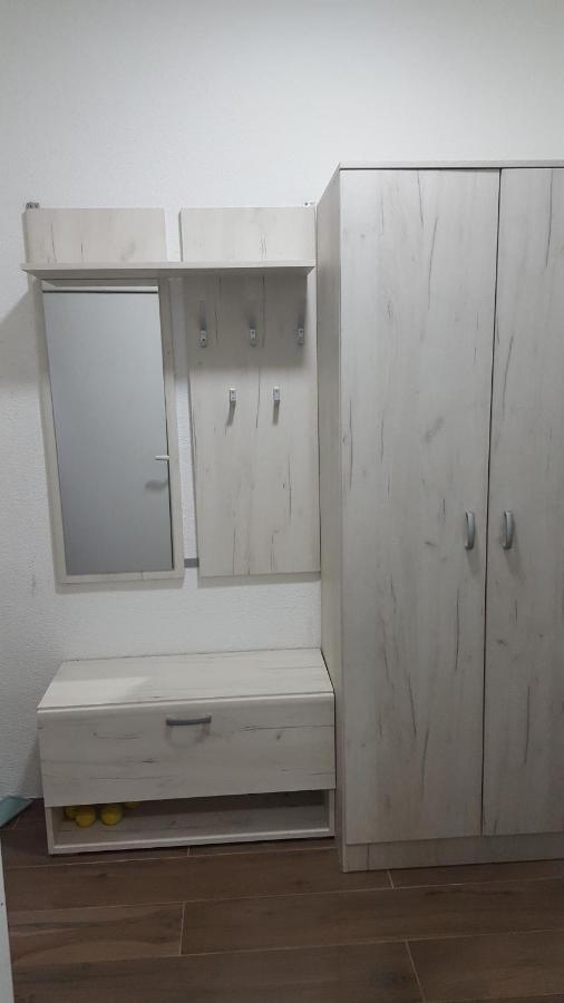 Apartments F Подгориця Екстер'єр фото